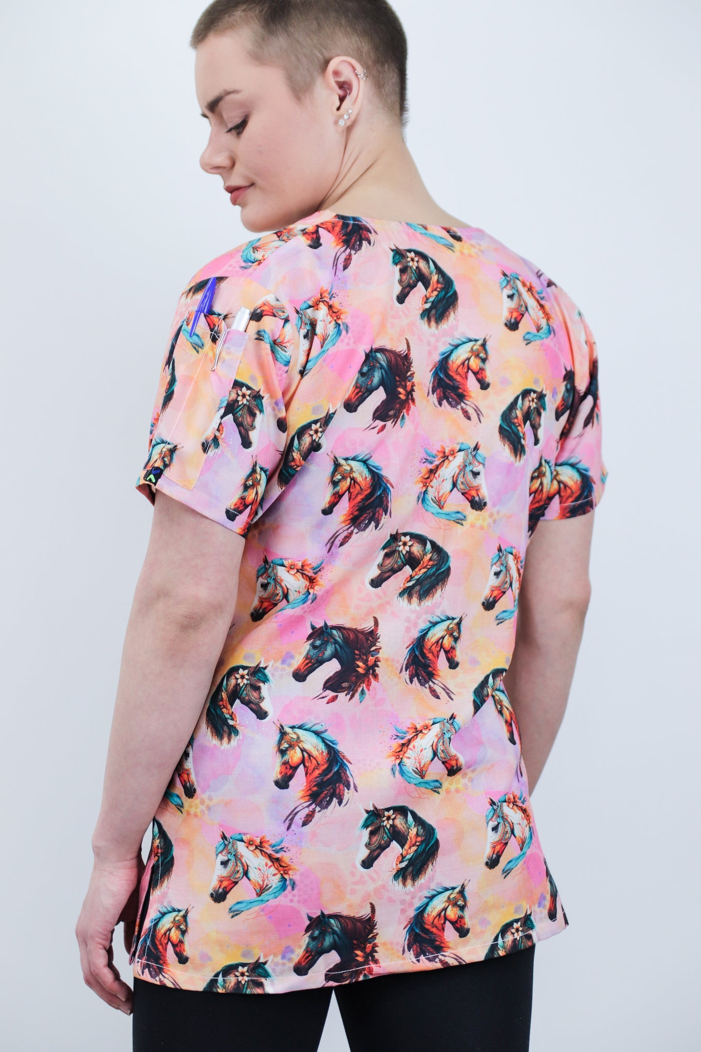 Horse Colourful Printed Scrub Top Australia Nurses Patterened Cheap Scrub Top