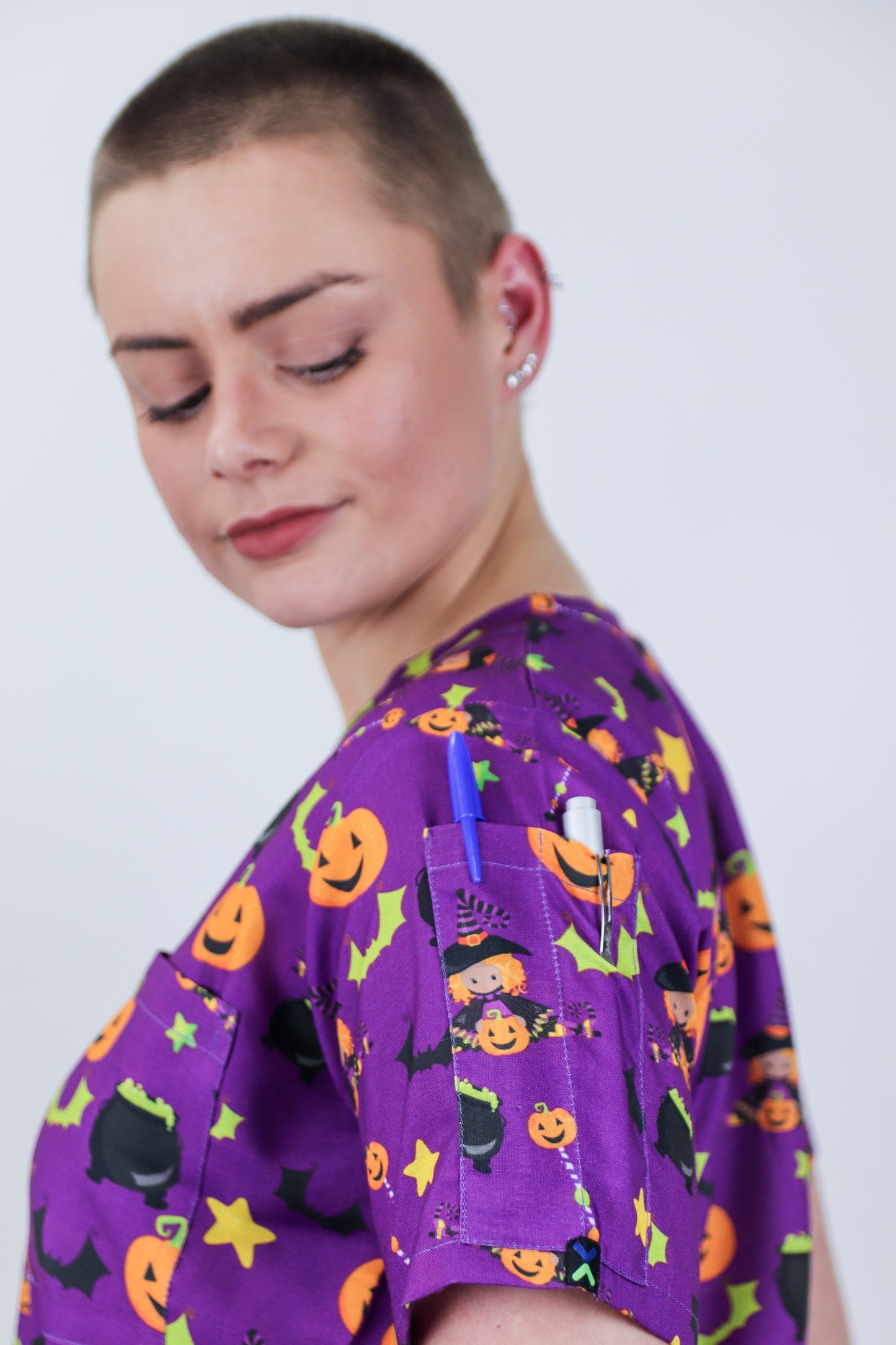 Halloween Printed Scrub Top For Women Medical Nursing Child Care