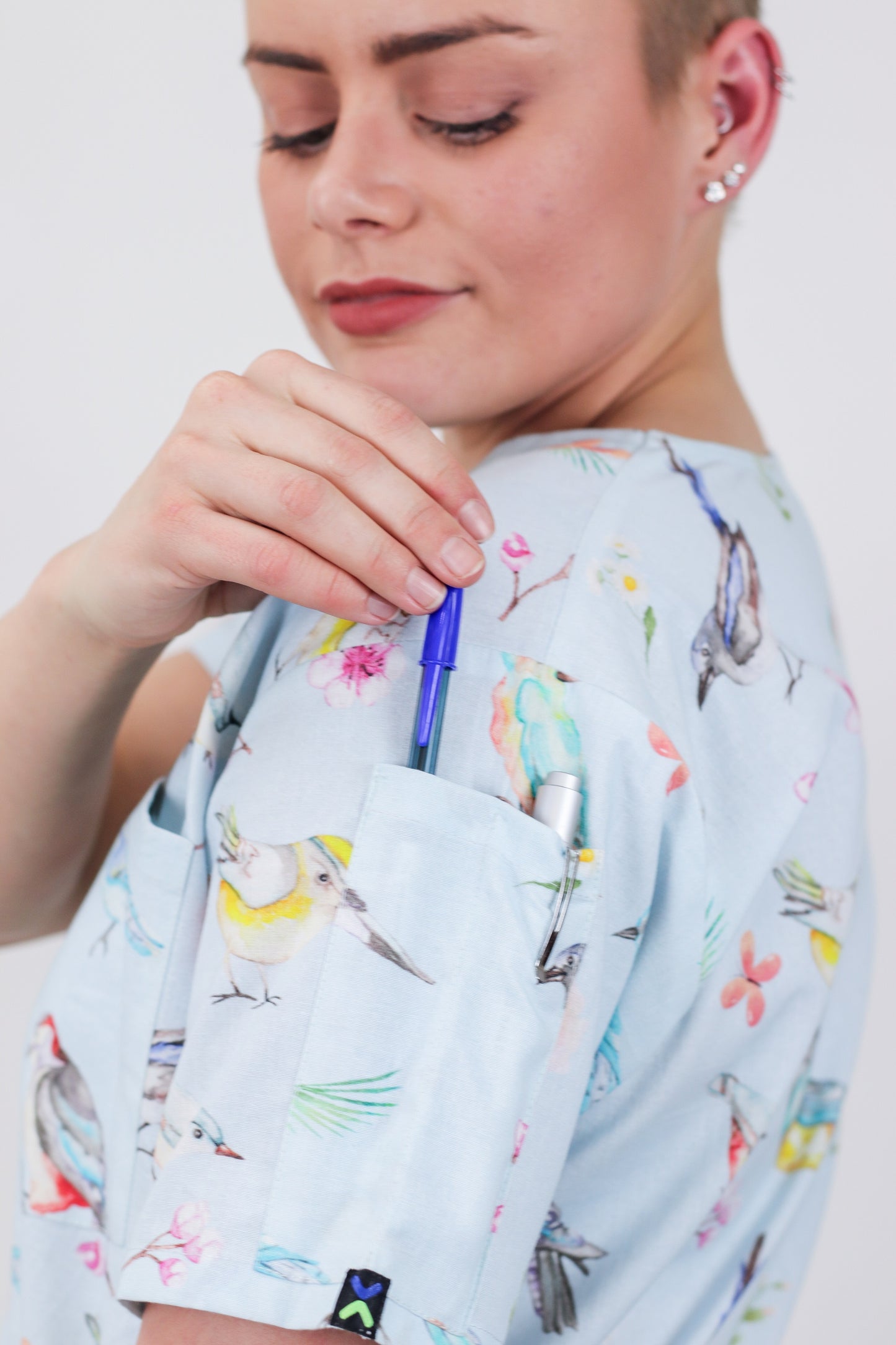 Cute Birds Printed Fun Scrub Top For Nurses Doctors Allied Health