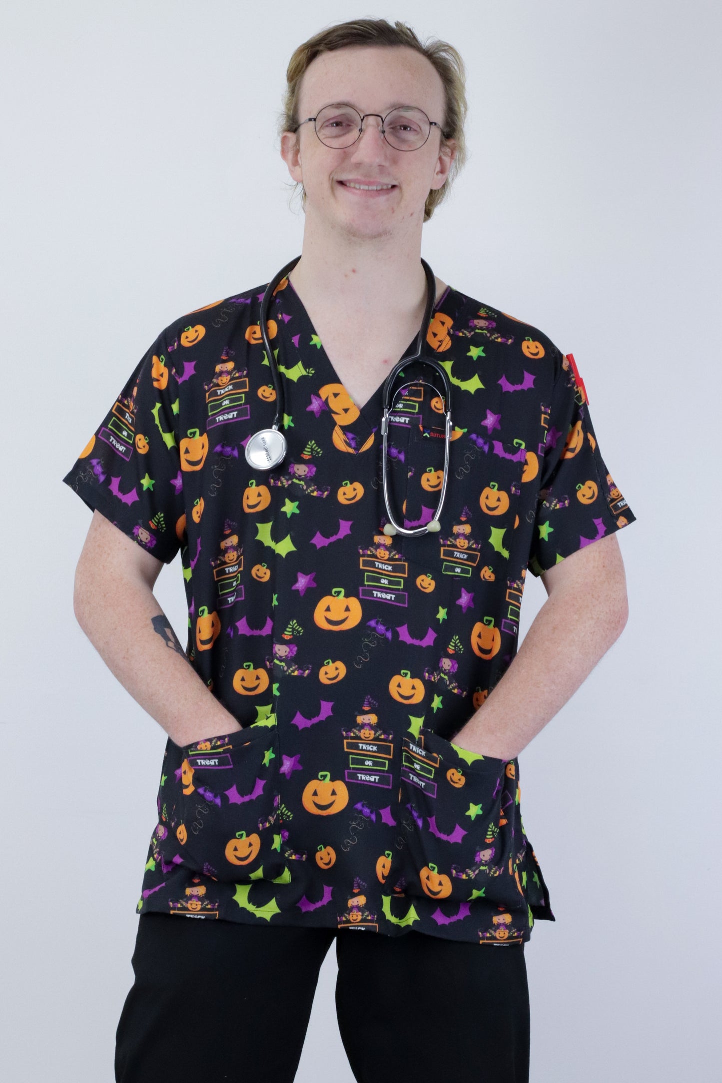 Halloween Printed Scrub Top For Child Care Medical And Nursing Staff